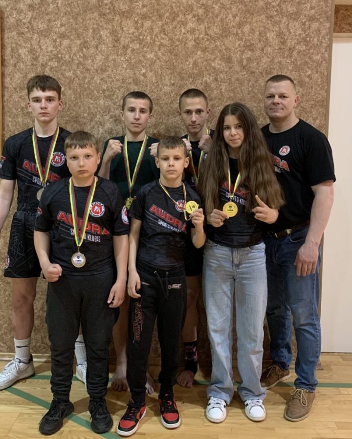 Debiutuota pradedančiųjų MMA/K-1 turnyre Jonavoje
