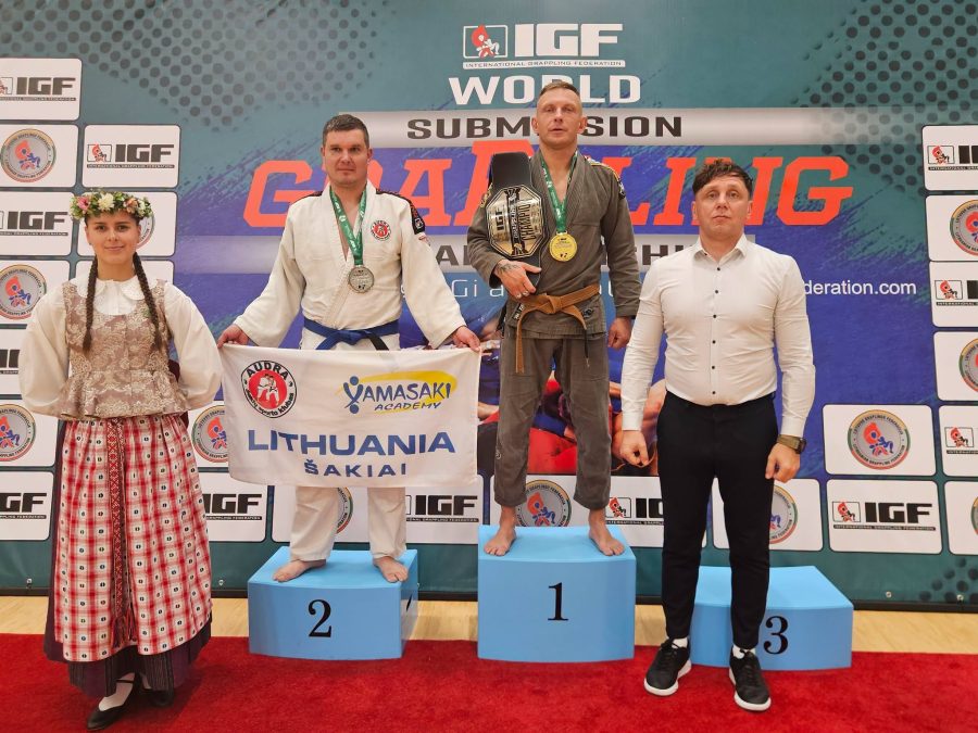 Šakių sporto klubo „Audra“ sportininkai iš pasaulio graplingo čempionato parvežė 11 medalių