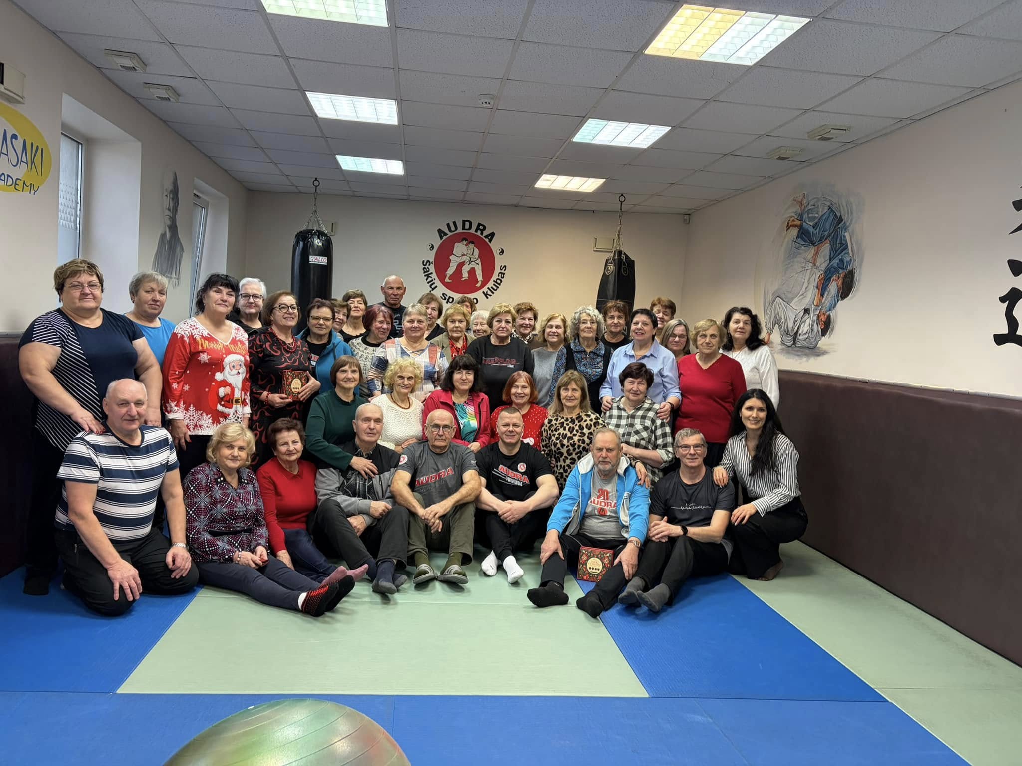 Sveikatingumo mankštų dalyviai užbaigė metus jaukiu pasibuvimu